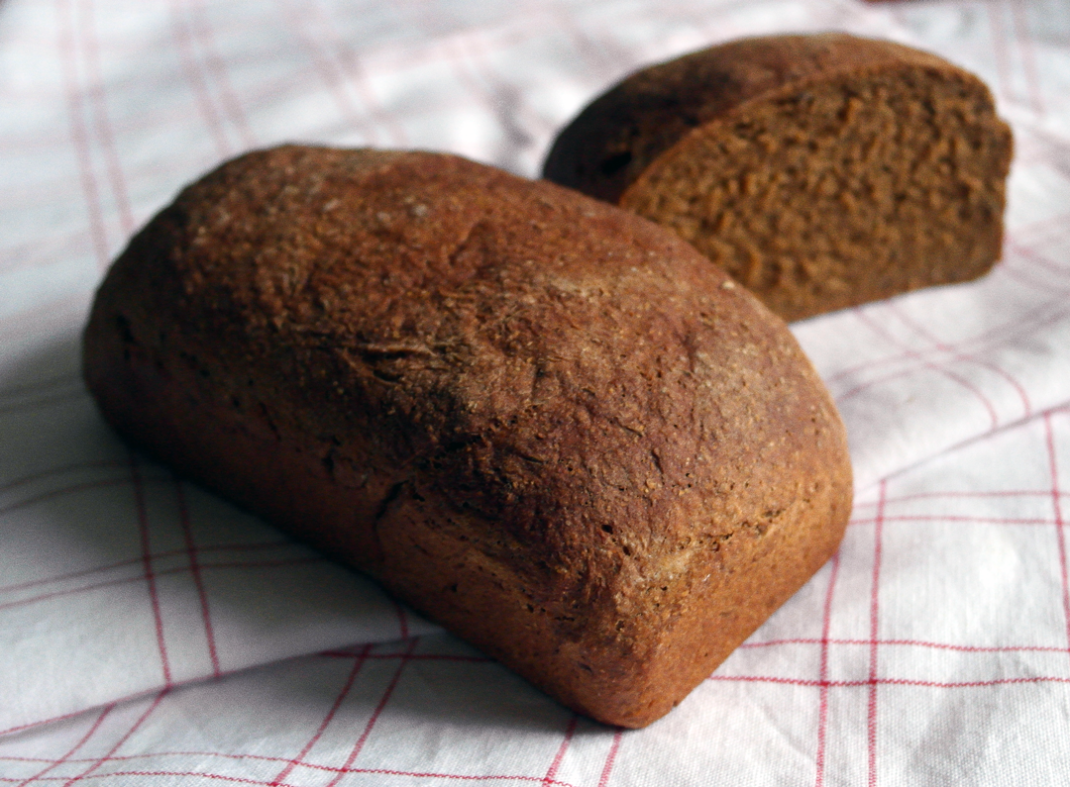 Scandinavian Rye and Caraway Bread